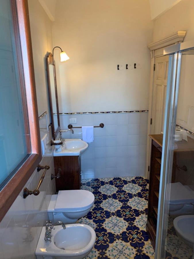 Palazzo Dei Gesuiti Appartamento Con Terrazza Privata Monopoli Extérieur photo